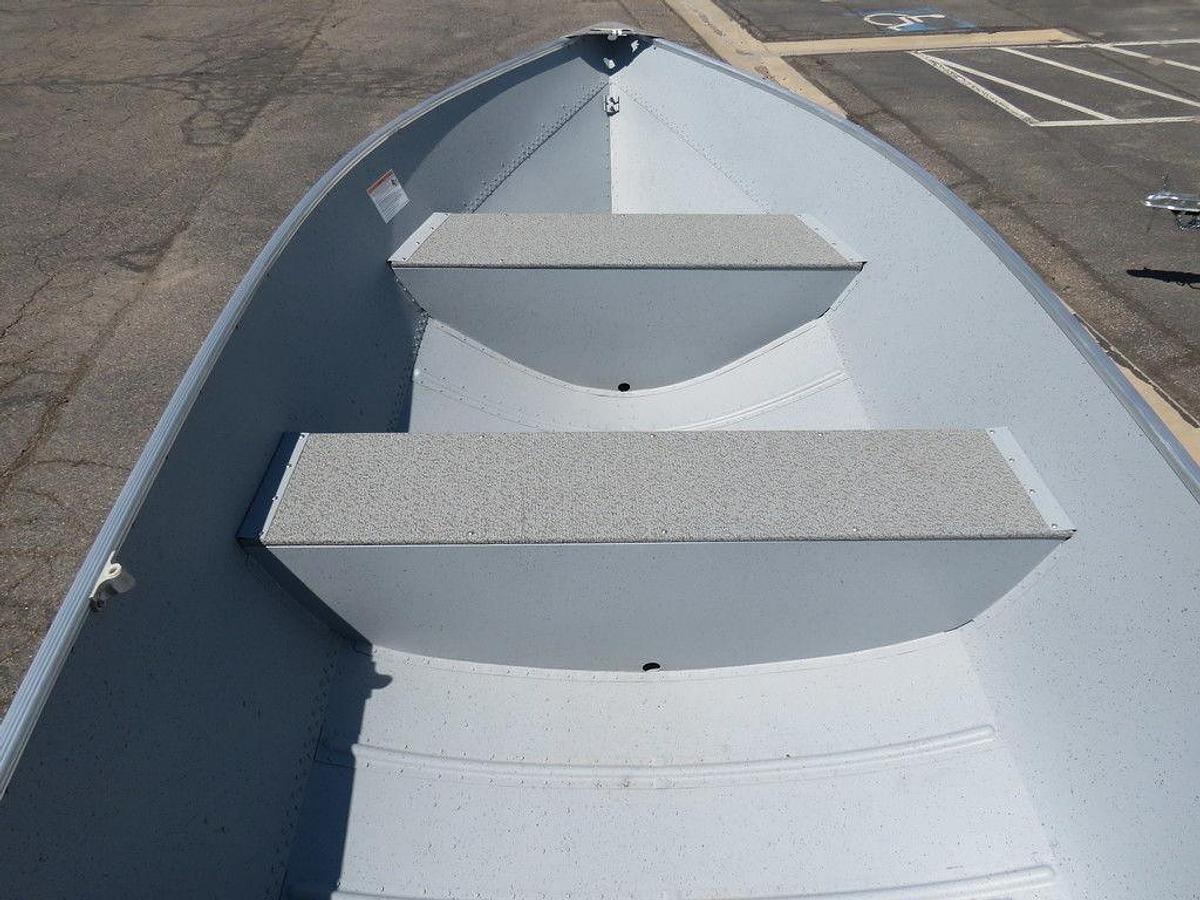 2025 Lund WC-14 Tiller