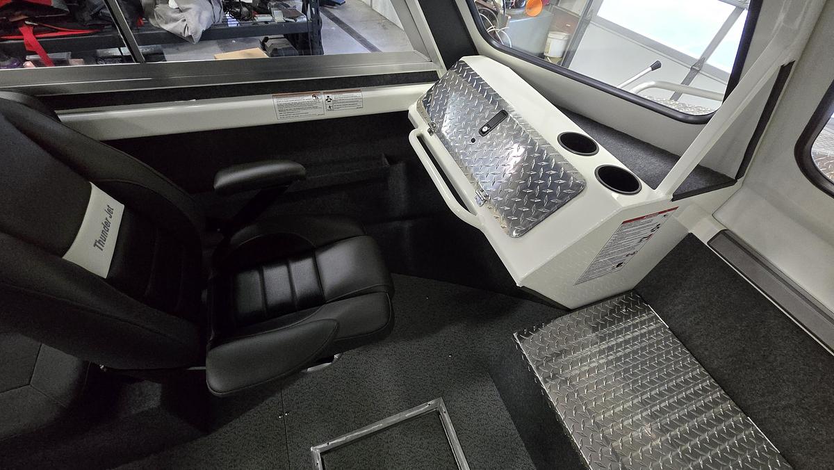 2026 Thunder Jet 200 Luxor