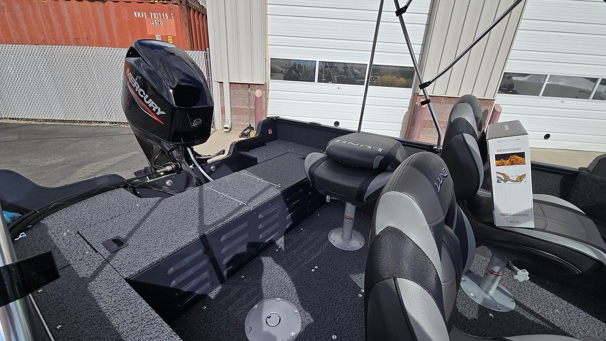 2027 Lund 1650 Angler Sport