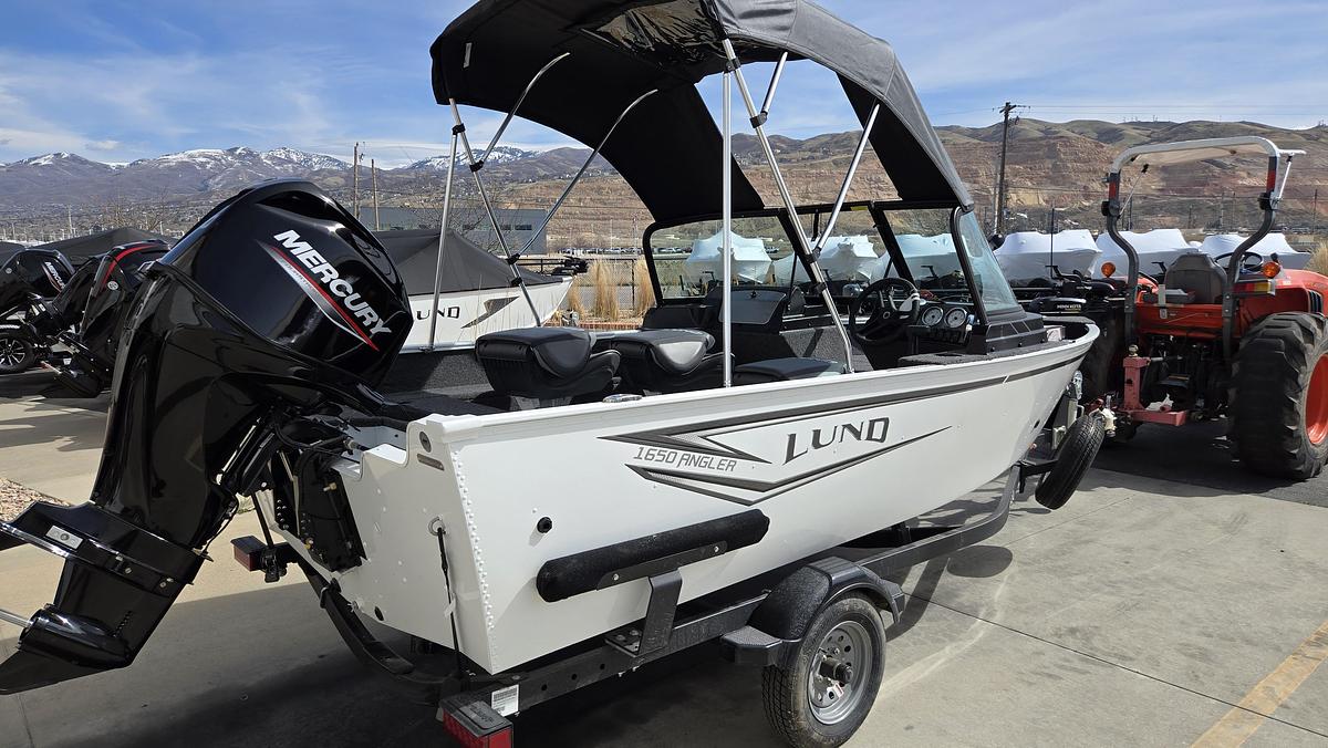 2026 Lund 1650 Angler Sport