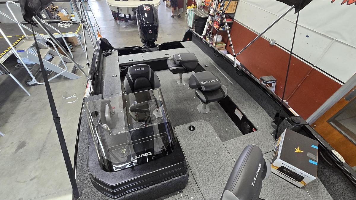 2026 Lund 1800 Explorer SS