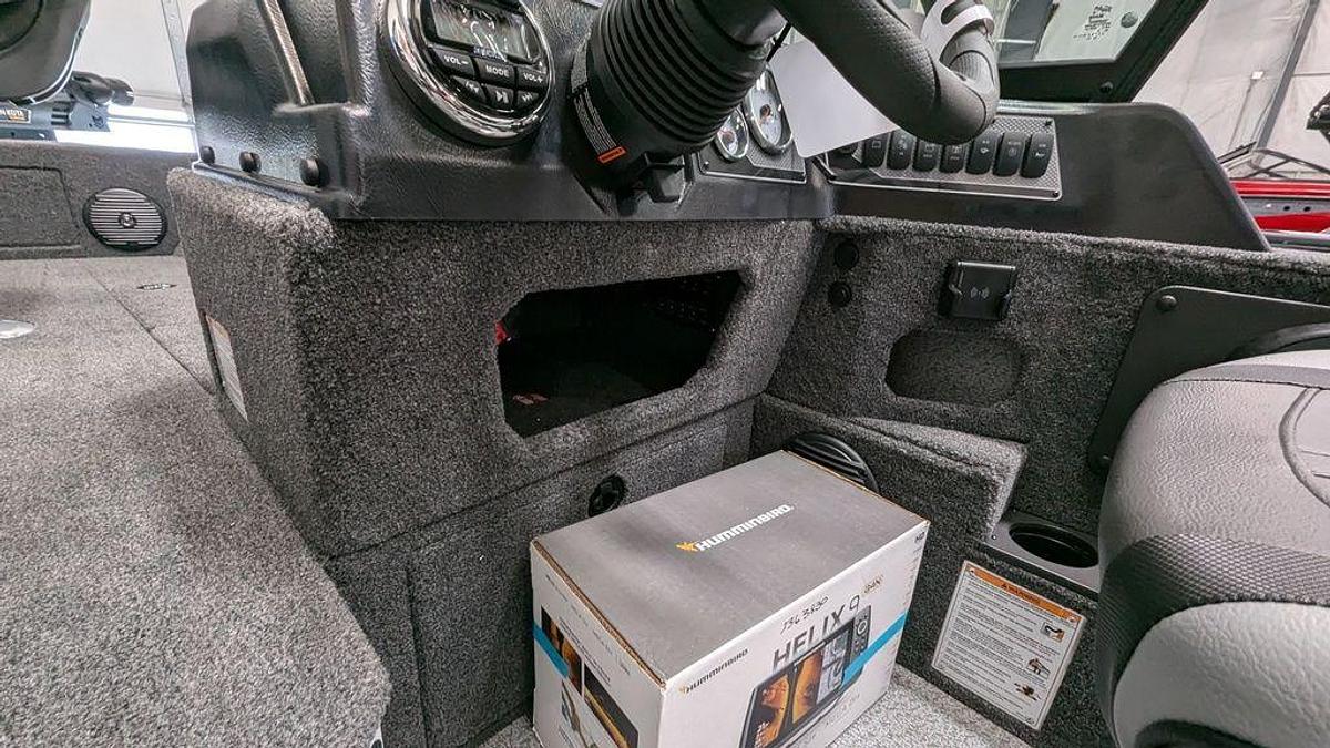 2025 Lund 1875 Impact XS Sport