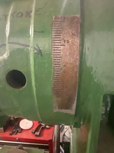 Used Astra 6" Slotting Machine