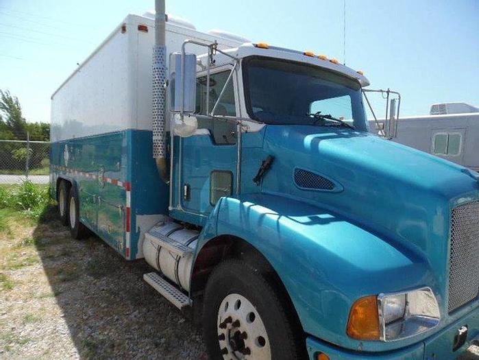 Used 2005 Kenworth Gulf Coast Wireline