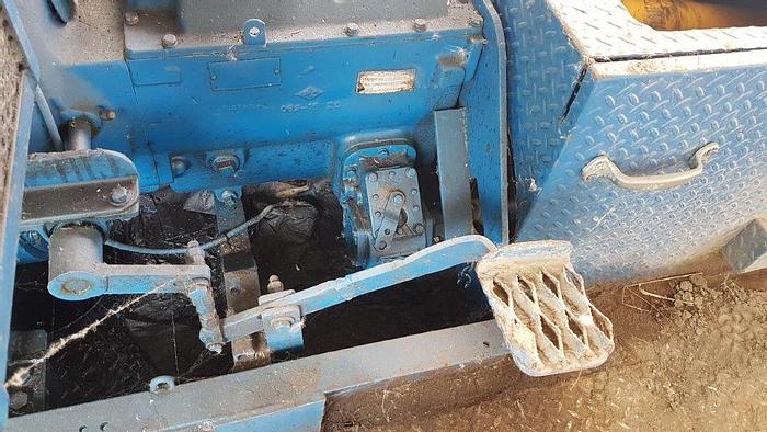 Used SJ PETRO SJ300 TRIPLEX MUD PUMP