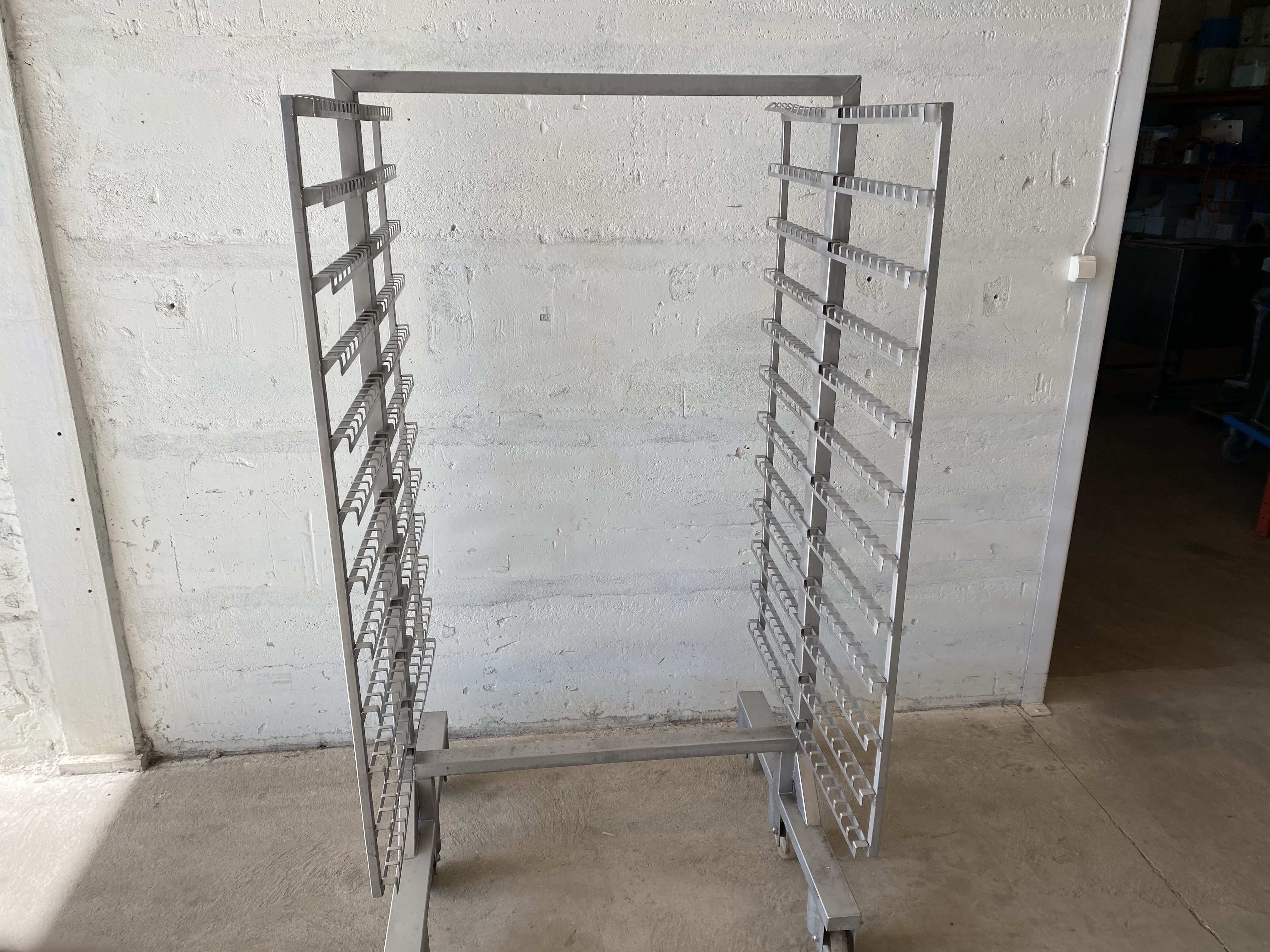 Begagnad Rökvagnar 106x100, 12 gejdrar