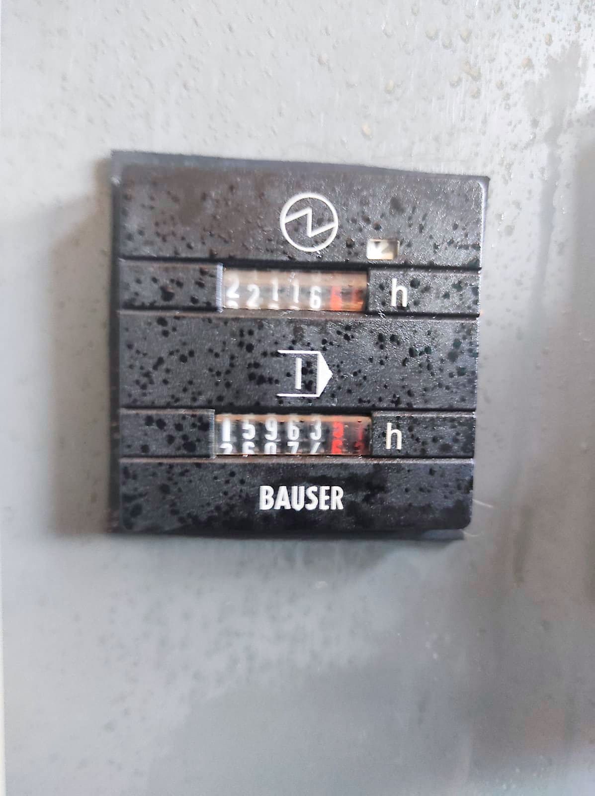 Used Deckel Maho DMC 64V linear - Vertical Machining Centres - 2002