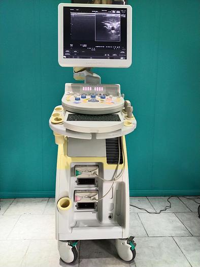 Gebraucht Hitachi Hi Vision Preirus Ultraschallgerät inkl. 3 Sonden, 