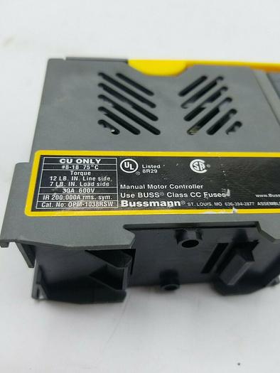 Used BUSSMANN 30 Amp Fuse Block OPM-1038RSW. BDNF32