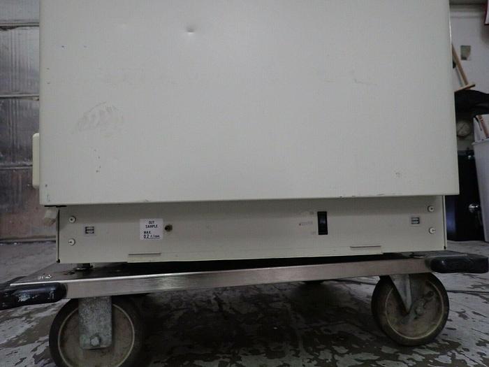 Used Sanyo Model MCO-17AIC CO2 Direct Heat Laboratory Incubator