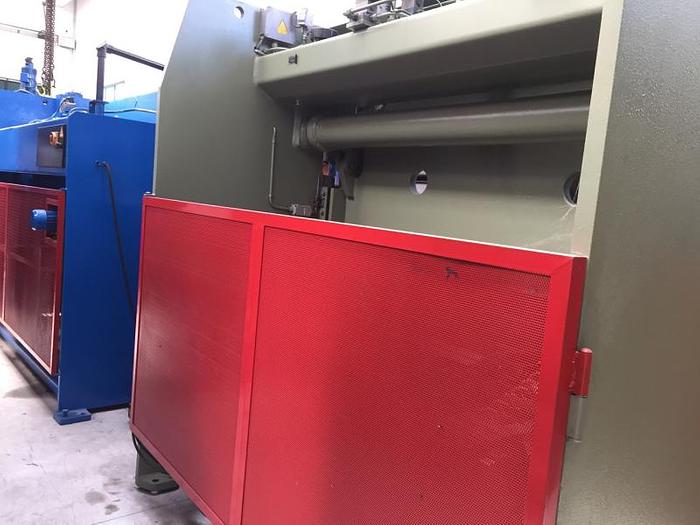 Usato PIEGATRICE MARIANI   IDRAULICA 2500 X  50t