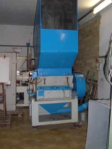 Used GRINDING/ WASHING LINE 500 KG/H FOR SELECTED PLASTICS