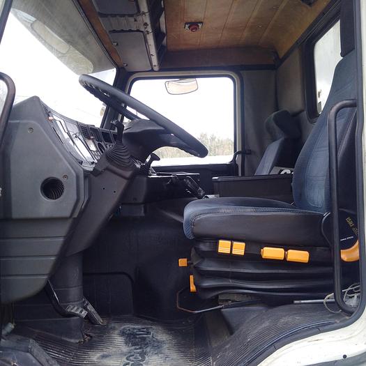 Usado 1989 SCANIA 93M 210 refrigerated box lorry