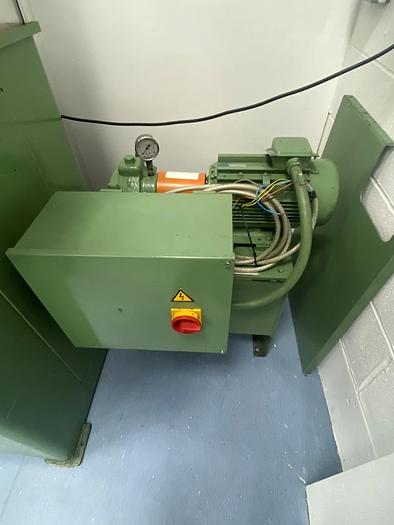 Used ExtrudeHone Vector Series Honing Machine
