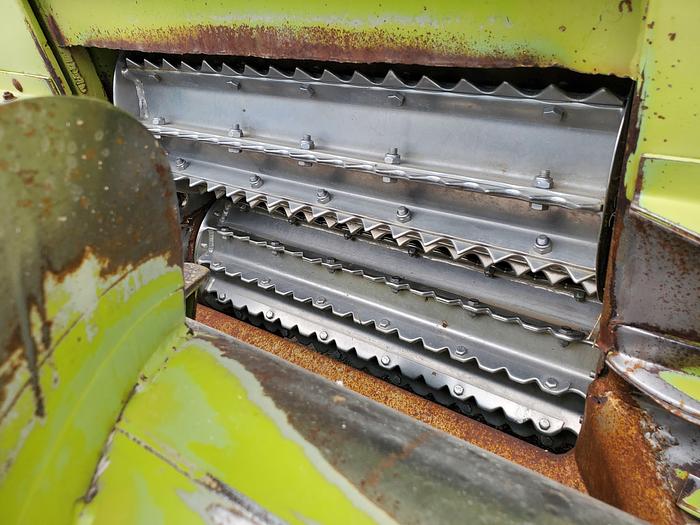 Used 1997 Claas Jaguar 860 Harvester w/ 2 Headers