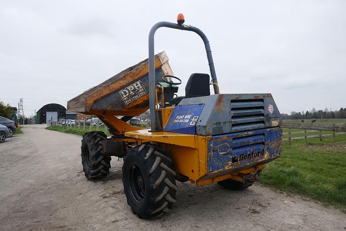 Used 2004 BENFORD 6 TONNE SWIVEL