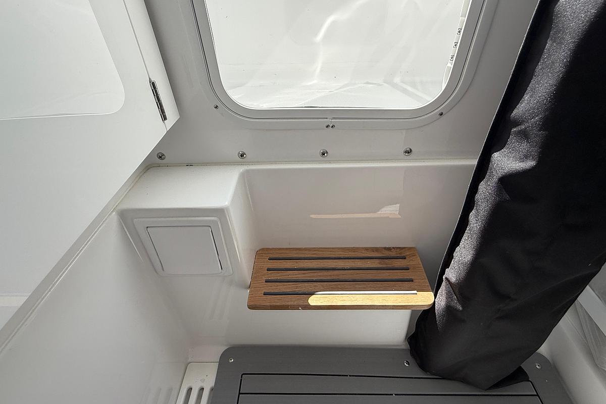 2026 Everglades 335 Center Console