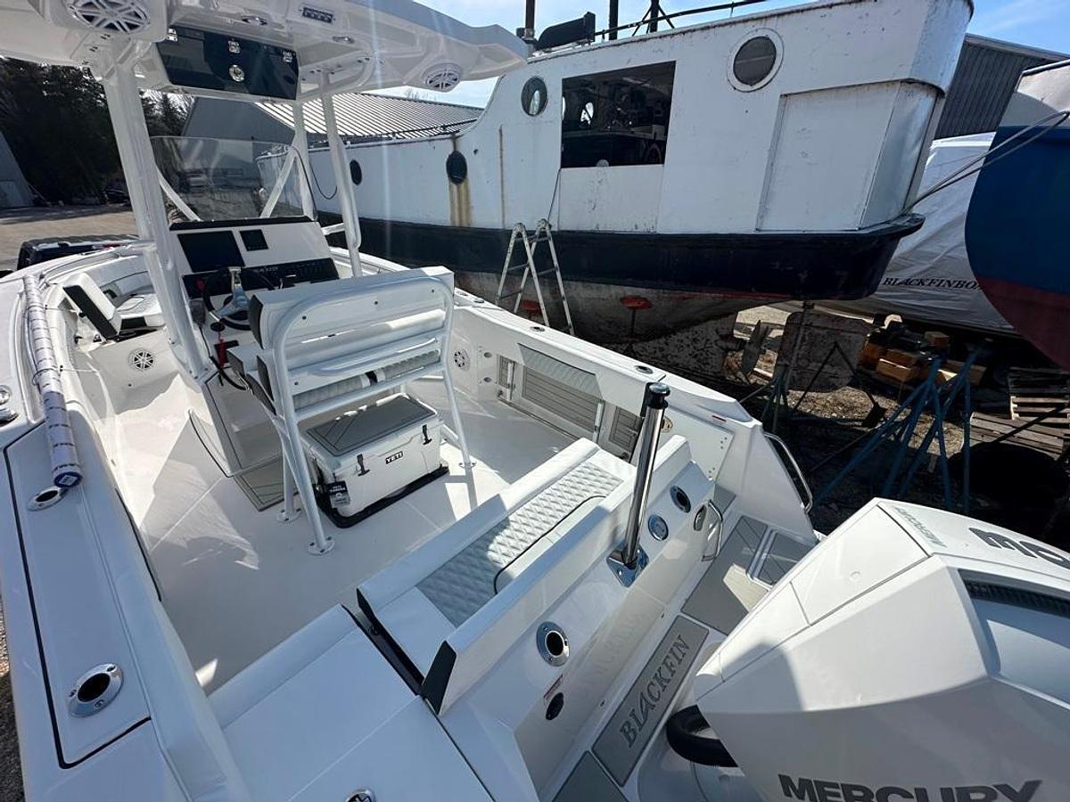2024 Blackfin 222 CC
