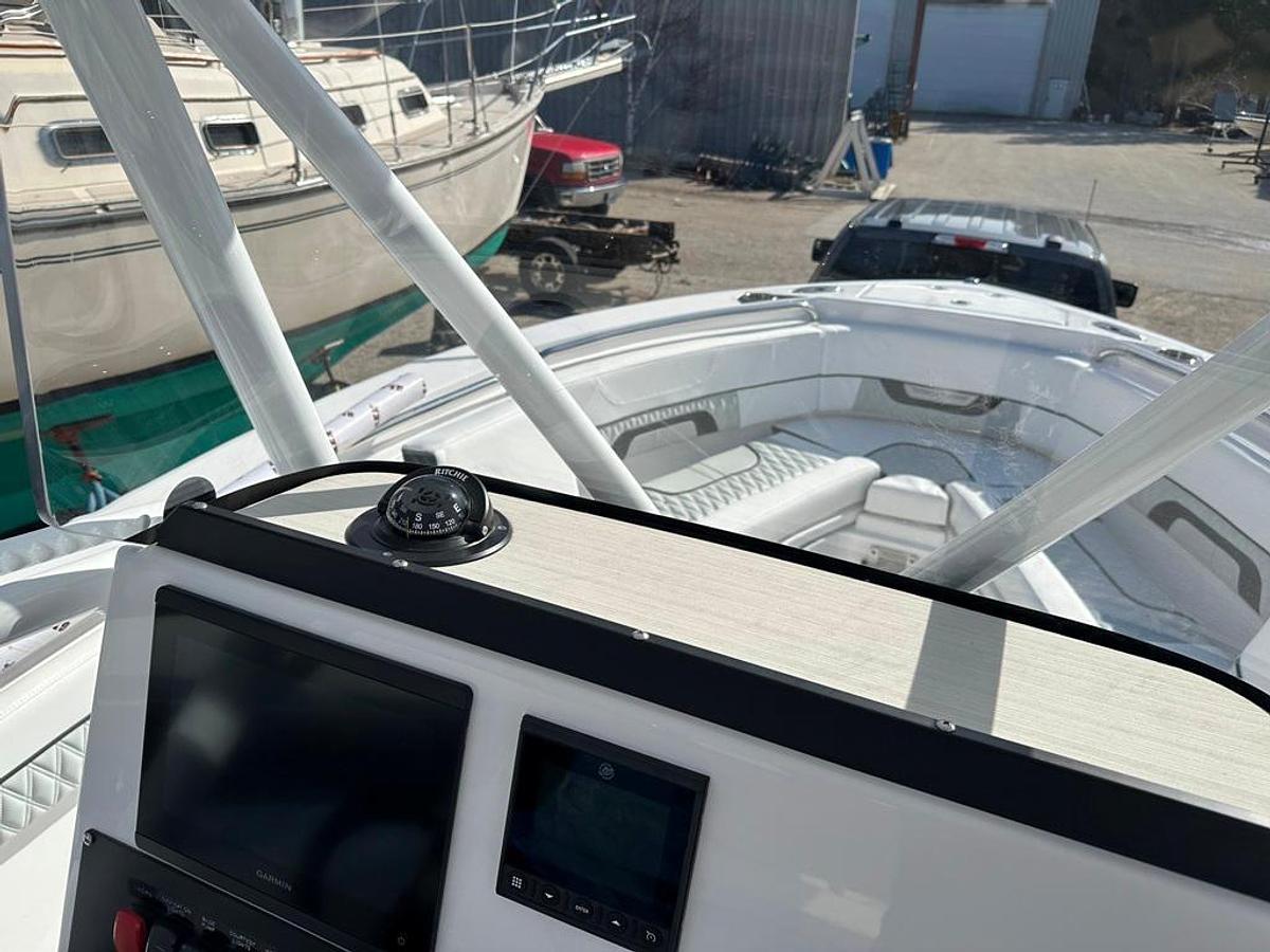 2024 Blackfin 222 CC