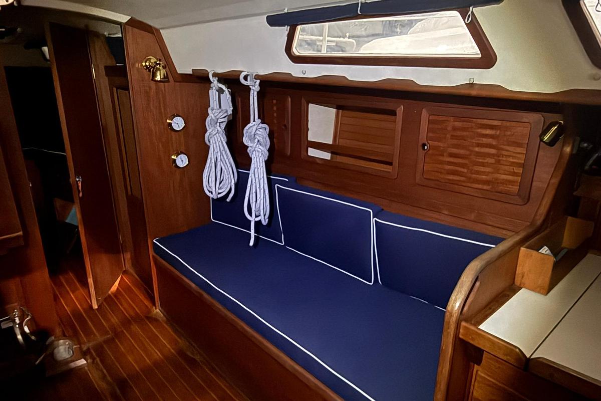 Used 1986 Sabre 34 MK II