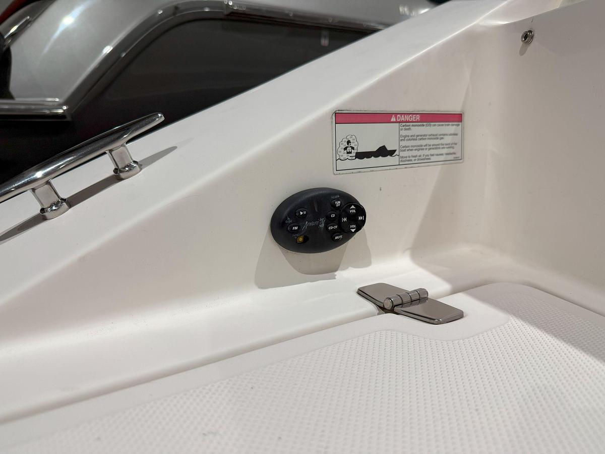 Used 2008 Regal 2000 Bowrider