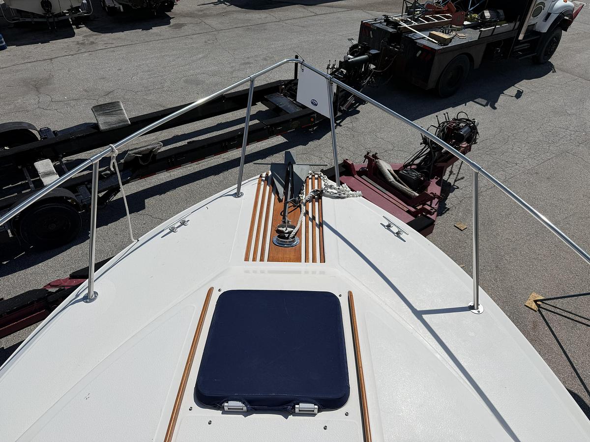 Used 1985 Sea Ray 340 DA