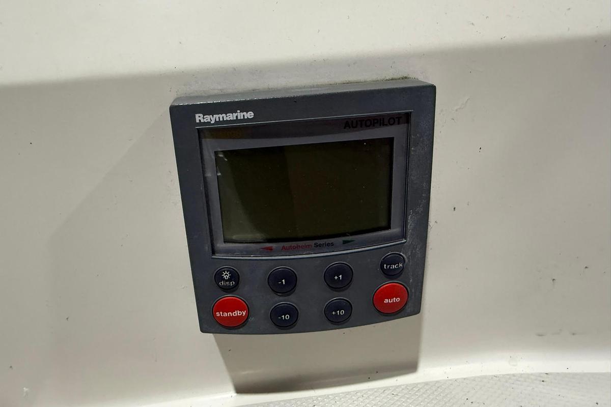 Used 1986 Sabre 34 MK II