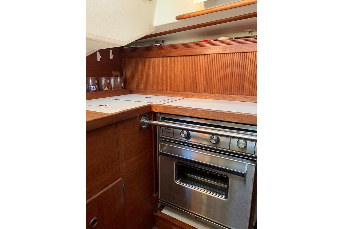 Used 1986 Sabre 34 MK II