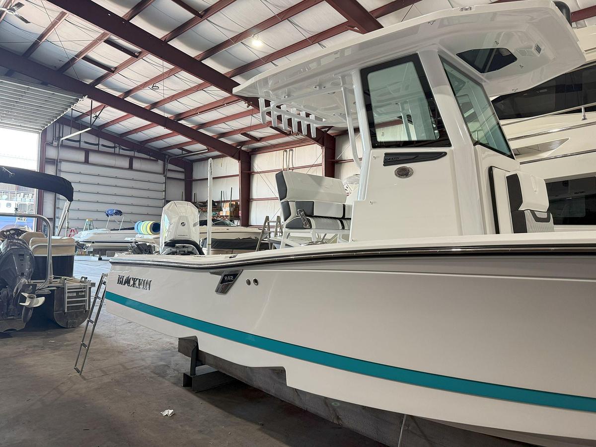 2026 Blackfin 242 HB