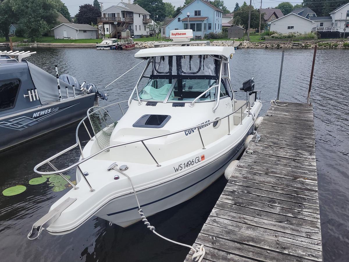 Used 2003 Caravelle Sea Hawk 230 Walk Around OB