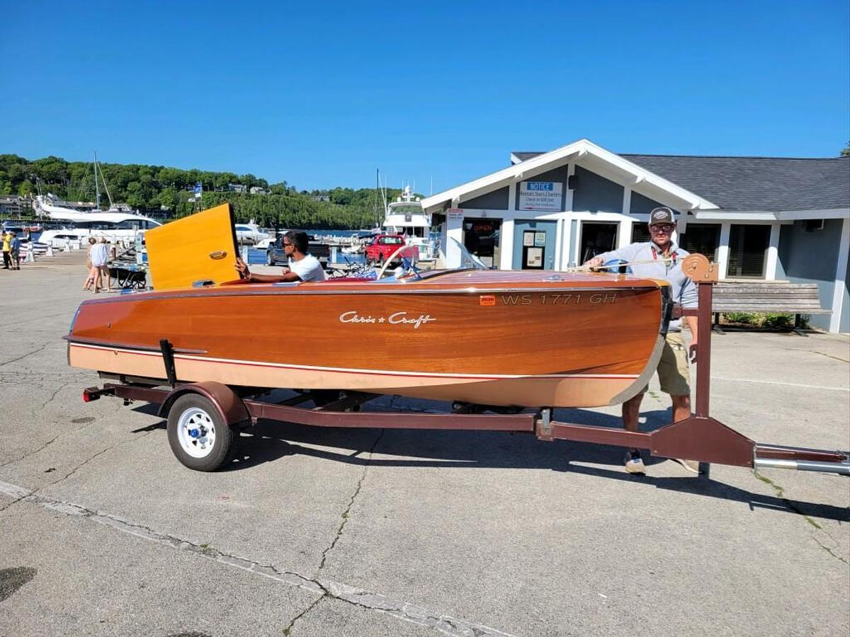 Used 1951 Chris-Craft Riviera 16