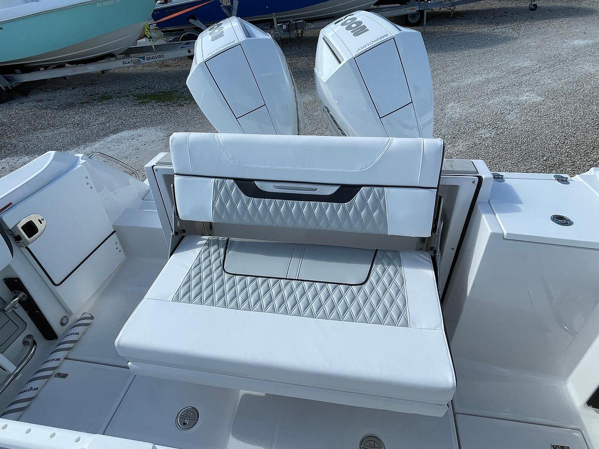 2025 Blackfin 252 CC