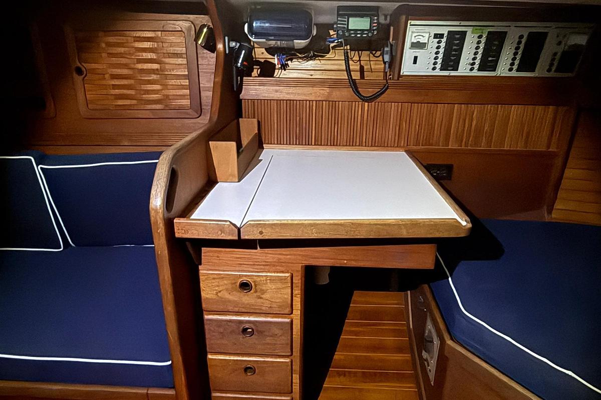 Used 1986 Sabre 34 MK II