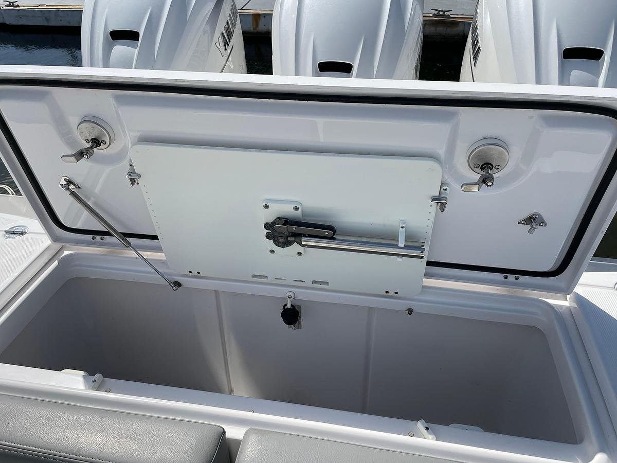 Used 2021 Everglades 395 Center Console
