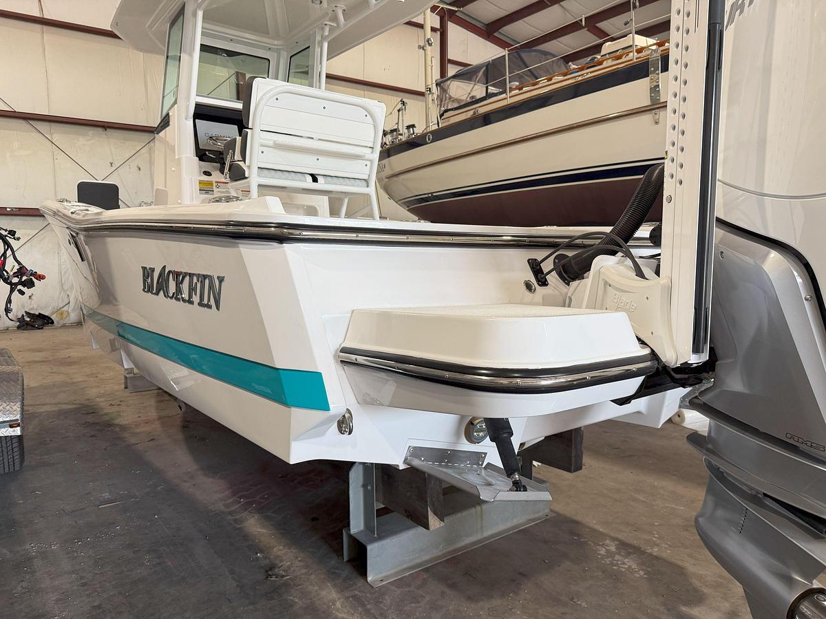 2026 Blackfin 242 HB