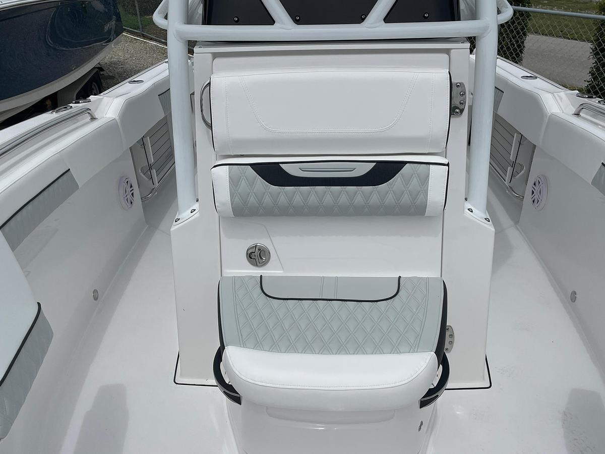 2026 Blackfin 222 CC