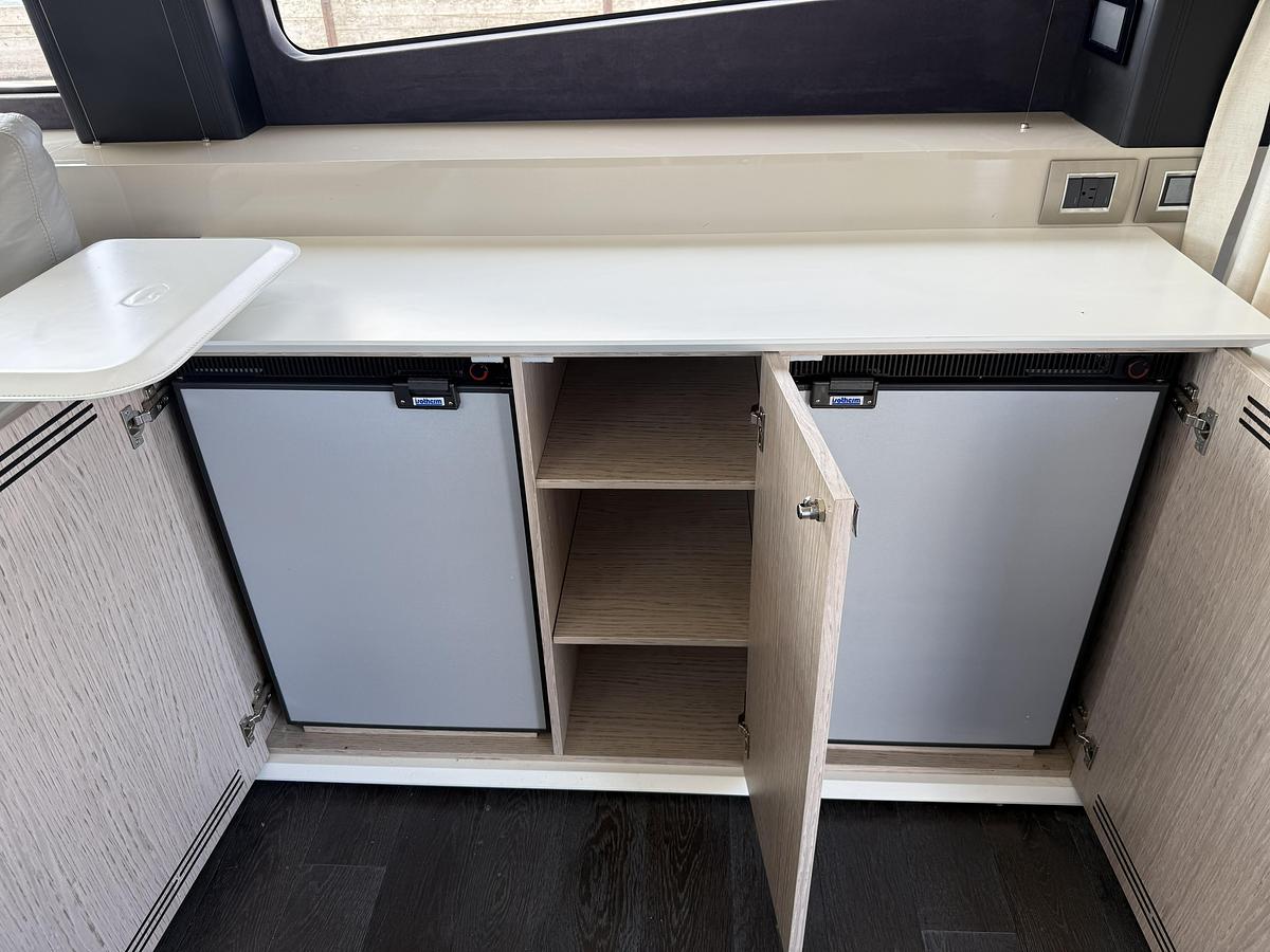 Used 2019 Cranchi E52 S