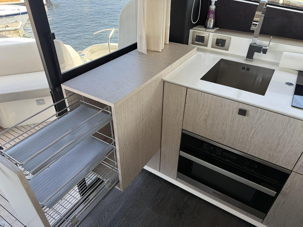 Used 2019 Cranchi E52 S