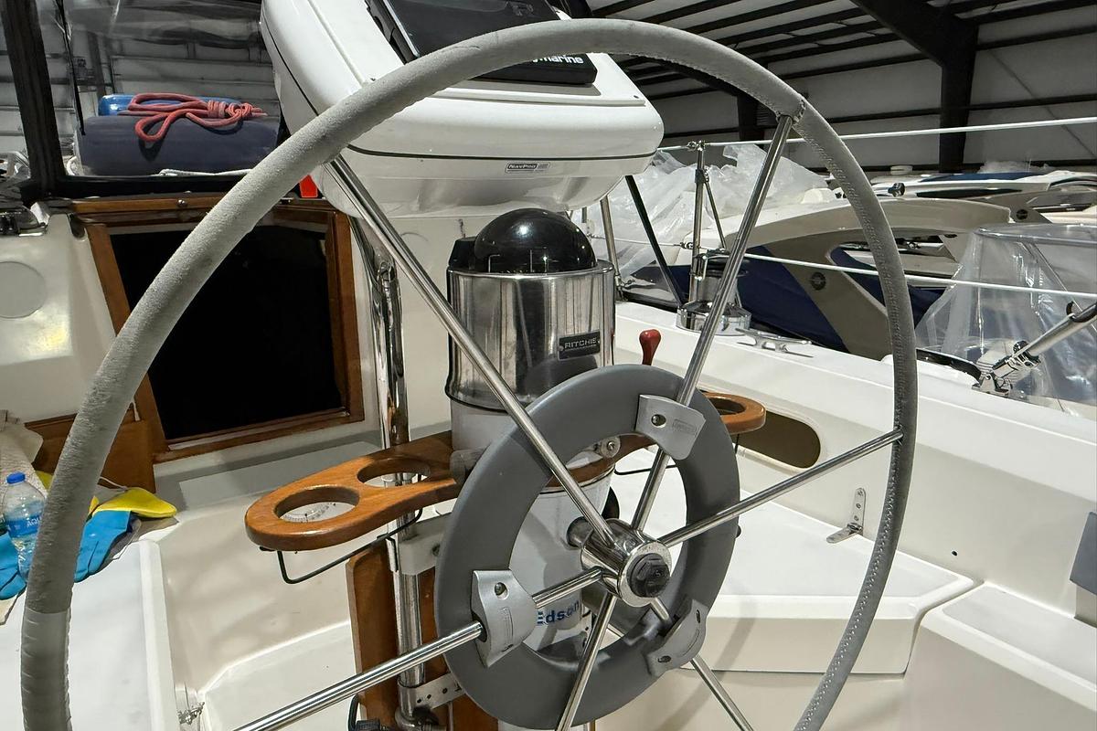 Used 1986 Sabre 34 MK II