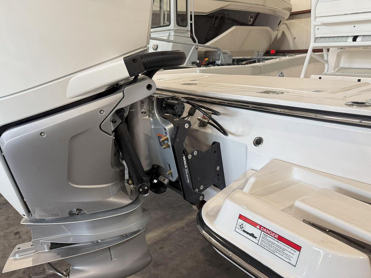 2026 Blackfin 242 HB