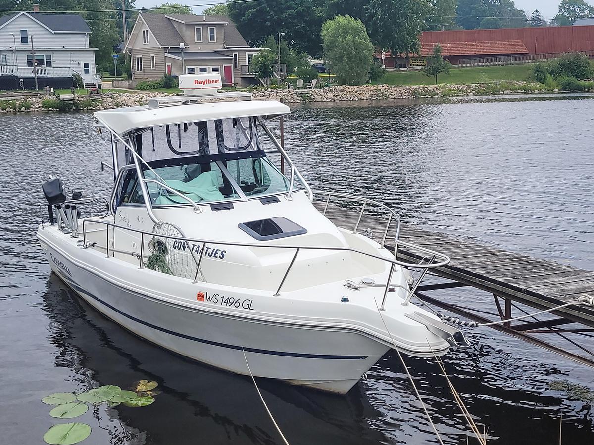 Used 2003 Caravelle Sea Hawk 230 Walk Around OB