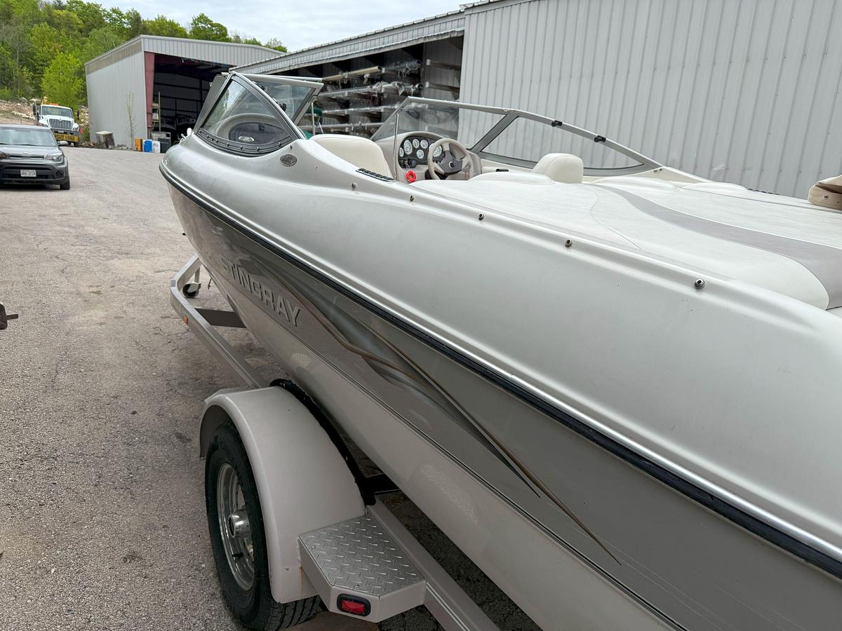 Used 2003 Stingray 200 LX