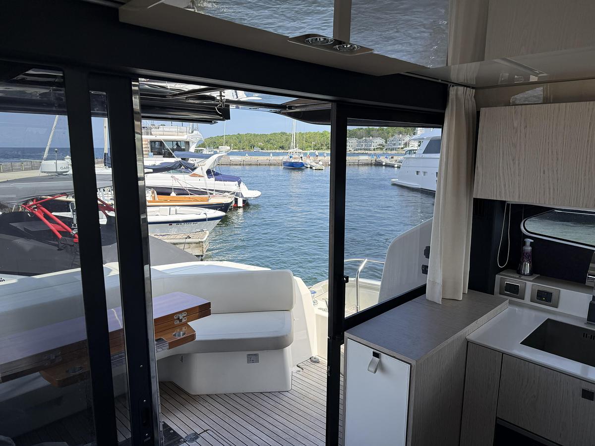 Used 2019 Cranchi E52 S