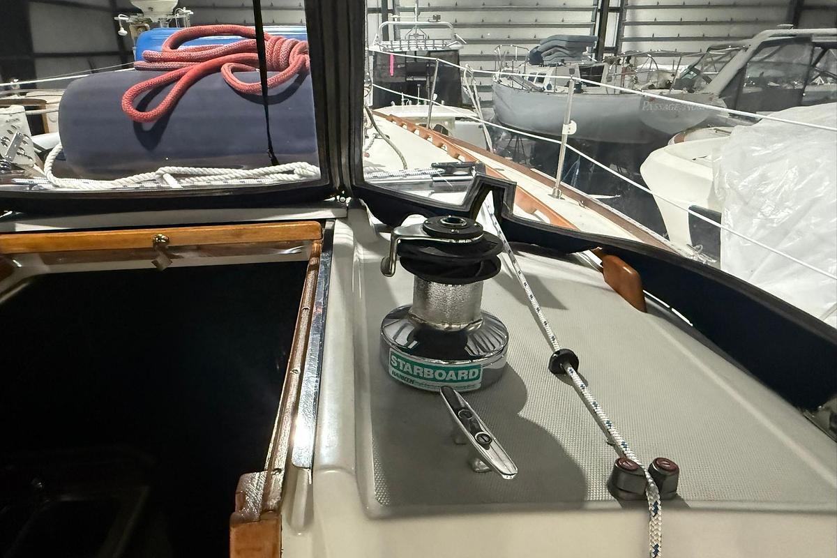 Used 1986 Sabre 34 MK II
