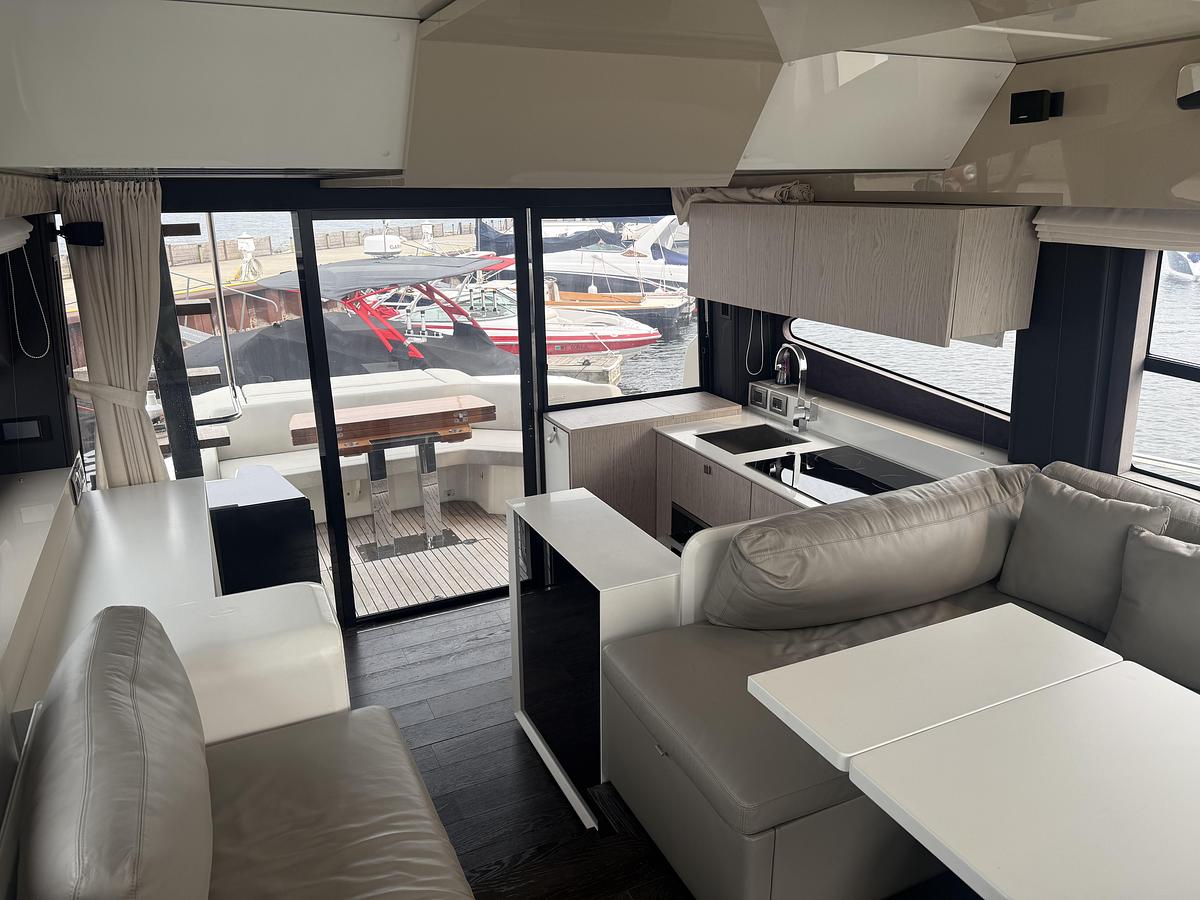 Used 2019 Cranchi E52 S