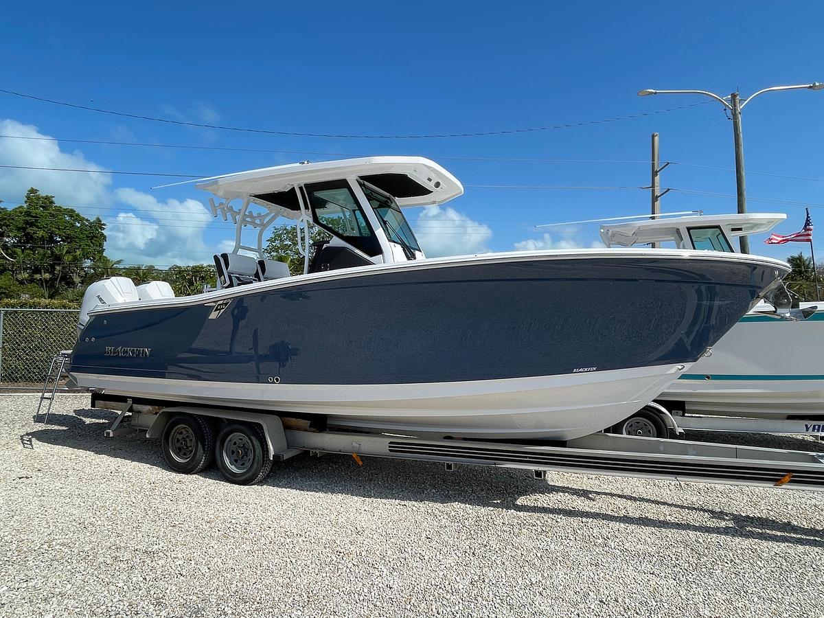 2025 Blackfin 272 CC