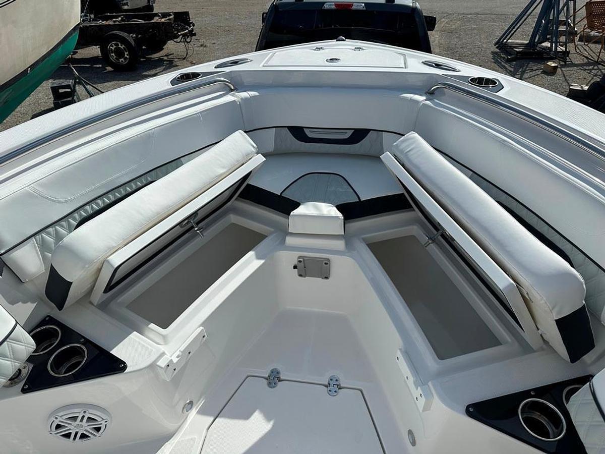 2024 Blackfin 222 CC