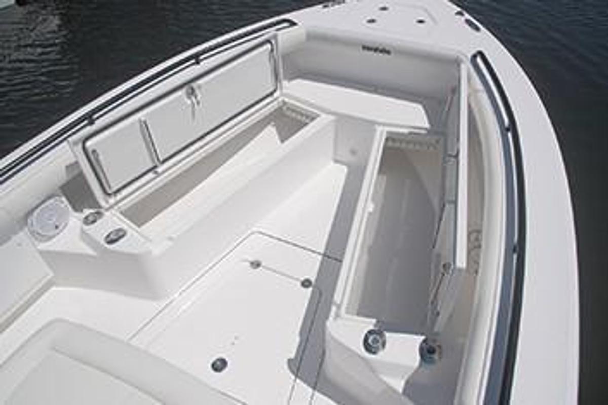 Used 2020 Everglades 273 Center Console