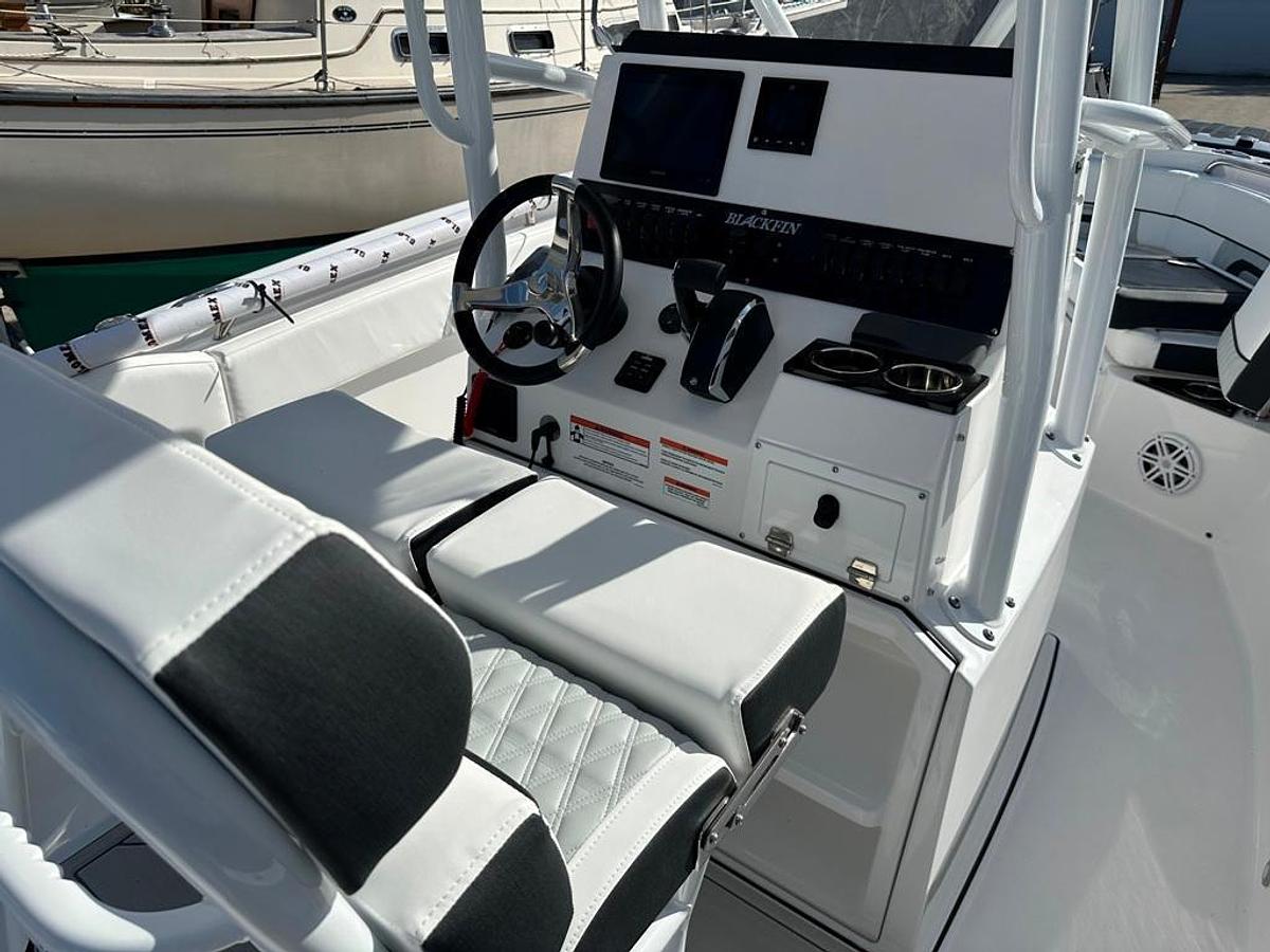 2024 Blackfin 222 CC