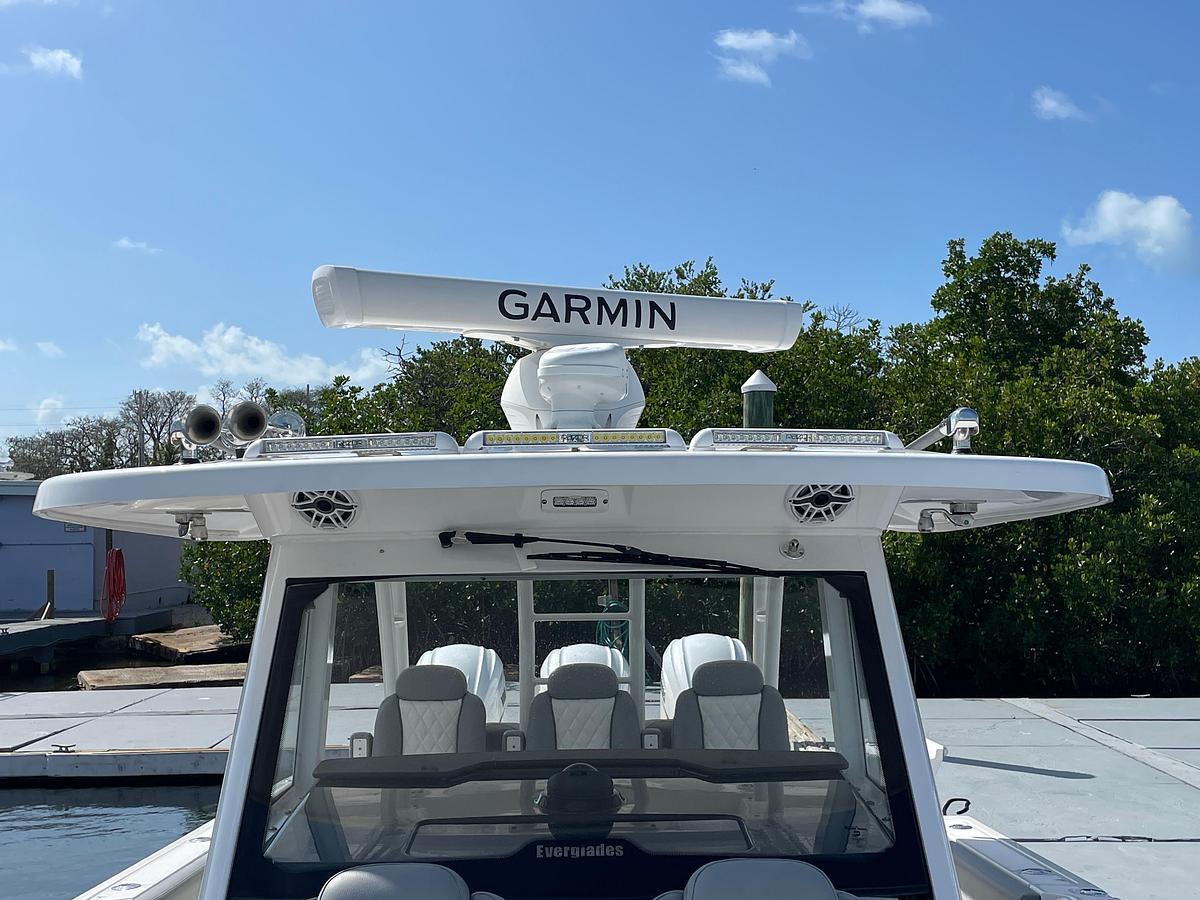 Used 2021 Everglades 395 Center Console